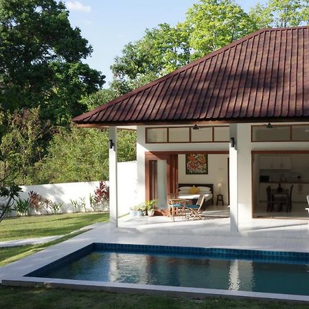 Villa Meranti - Spacious Private Pool Villa Pantai Cenang  Esterno foto