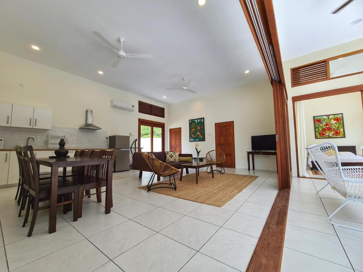 Villa Meranti - Spacious Private Pool Villa Pantai Cenang  Esterno foto