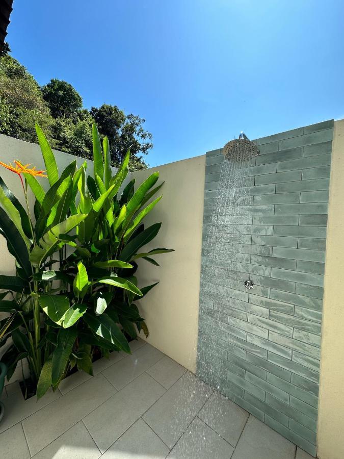 Villa Meranti - Spacious Private Pool Villa Pantai Cenang  Esterno foto