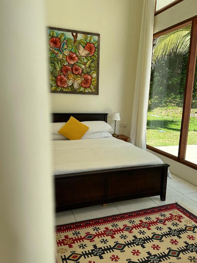 Villa Meranti - Spacious Private Pool Villa Pantai Cenang  Esterno foto