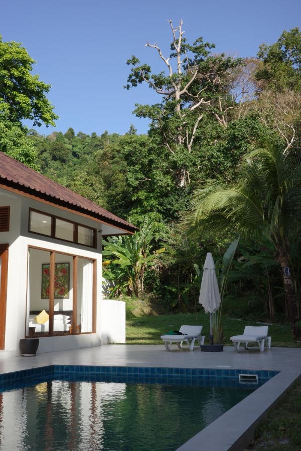 Villa Meranti - Spacious Private Pool Villa Pantai Cenang  Esterno foto